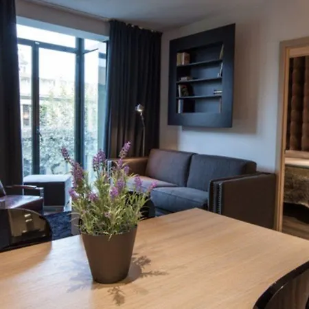 Cosmo Consell De Cent - Plaza Universitat Apartment *