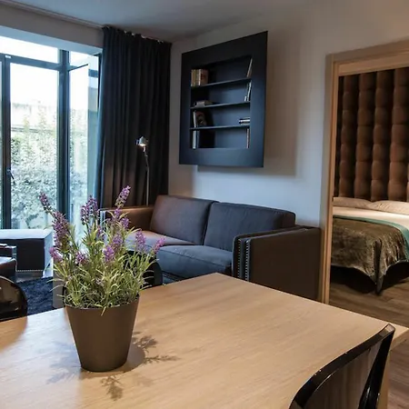Cosmo Consell De Cent - Plaza Universitat Apartment *
